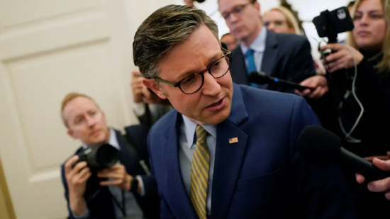 配资之家门户 众议院议长约翰逊淡化赤字担忧 预算法案在参议院面临质疑